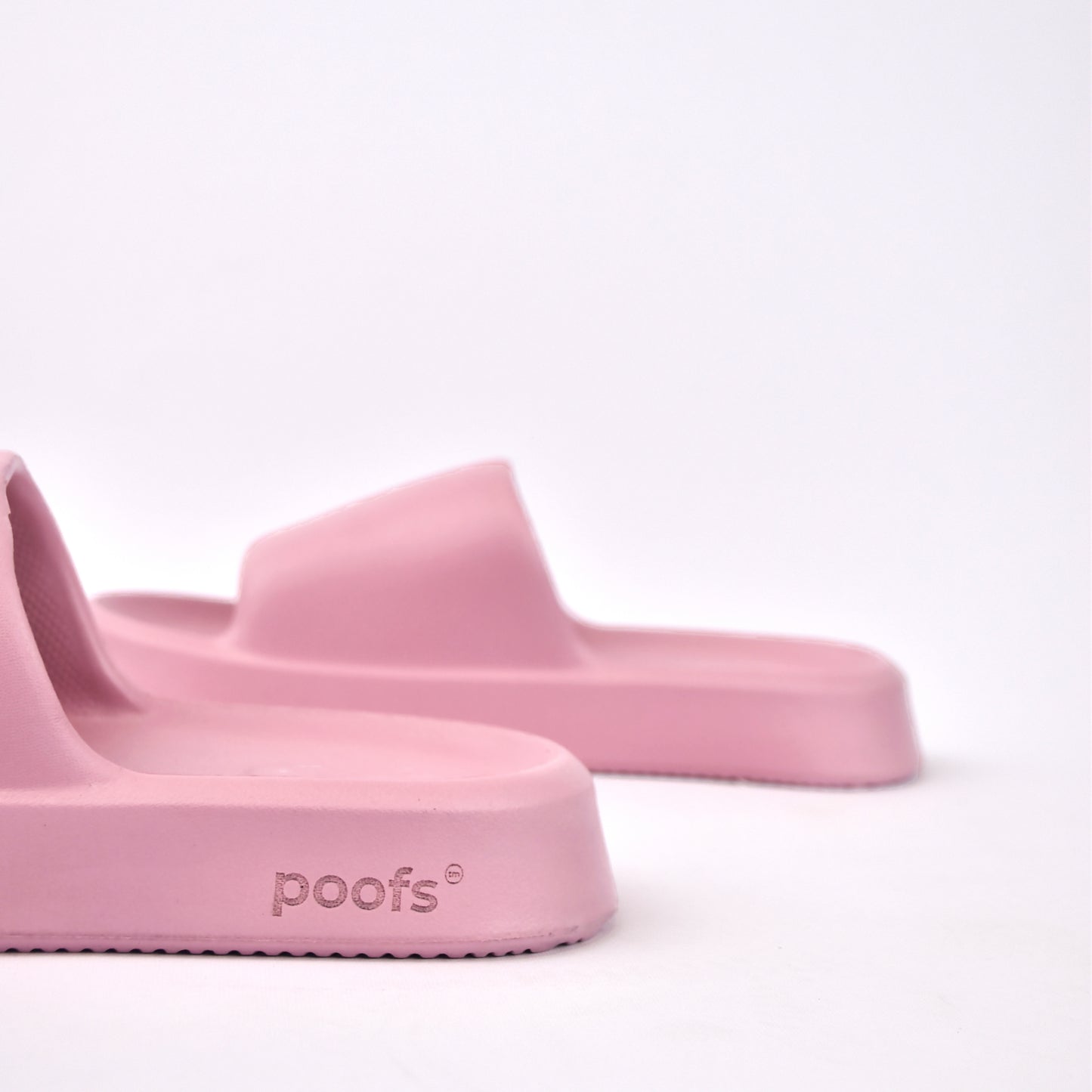 Poofs Classic Ease